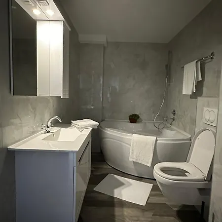 Apartment Center